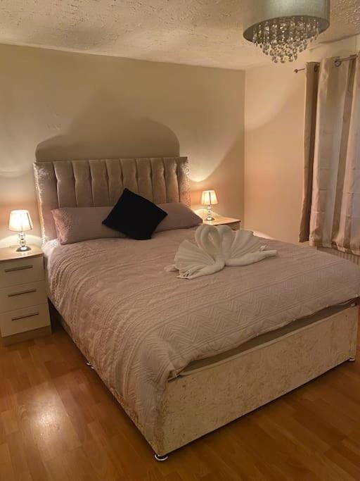 3 Bedroom Home-Inverkeithing Buitenkant foto