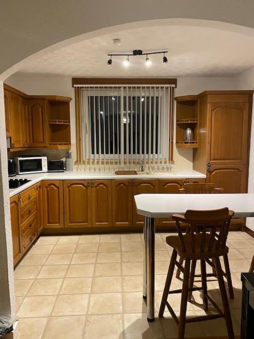 3 Bedroom Home-Inverkeithing Buitenkant foto