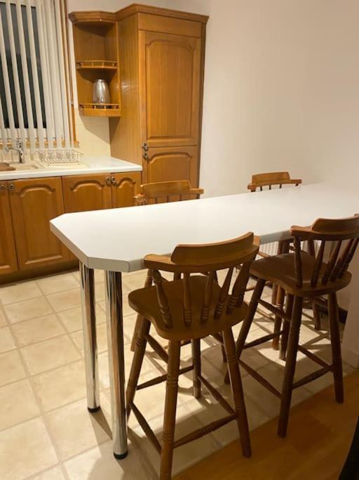 3 Bedroom Home-Inverkeithing Buitenkant foto